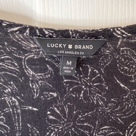 🟣 Lucky Brand V Neck Floral Shirt Medium - Picture 10 of 10